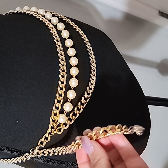 Carolee Pearl Chain link belt - Picture 2 of 10